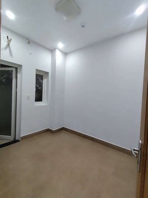 Rent a new house next to the Alonmall market area 5*20 meters