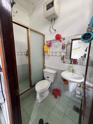 Rent room.