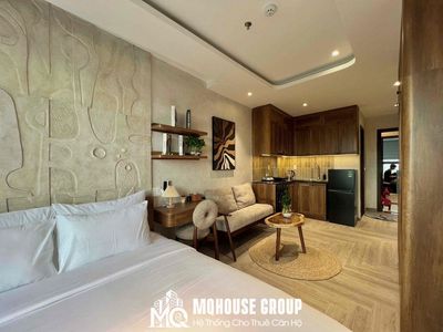 The studio is Dương Quảng Hàm tone tone with luxury washing its own price well