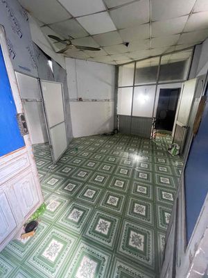 Rent room.