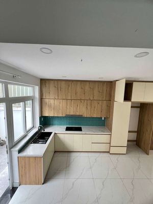 Rent the original house in the Lovera Park closed area.