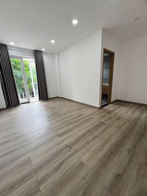 Rent the original house in the Lovera Park closed area.