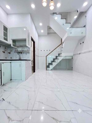 Renting the entire Bình Thới street - 11– right around the circle.