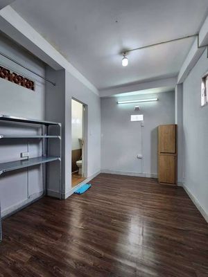 Rent a new room, paint it, air conditioning on the floor, private bathroom - 15 M2 in District 10