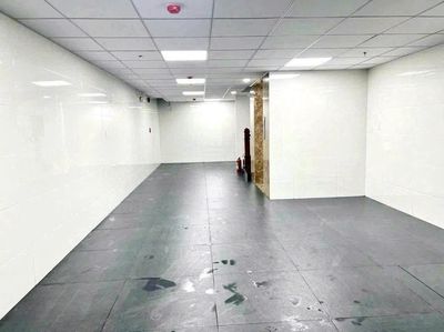 For renting one Sông Thao_5 x22 mm of the 4th floor, there's an elevator.