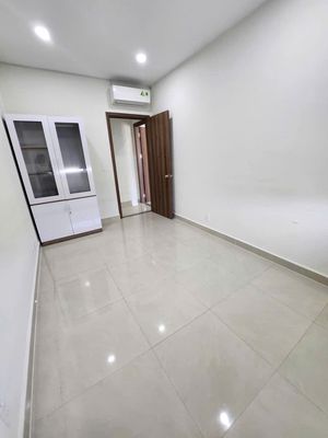 Central building, Phạm Văn Hai, tb: 2 p sleep, corner, 1.5 million a month.
