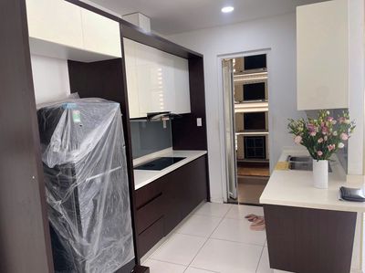 Rent a Lữ Gia penthouse plaza Lữ Gia Street - 120 M2 (3 bedroom 2 toilets)