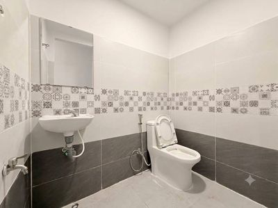 The full - house service (master) apartment near the University of Science, ueh