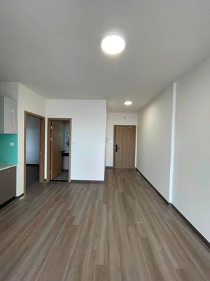 rented two bedrooms per second, toilet, large window, swimming pool