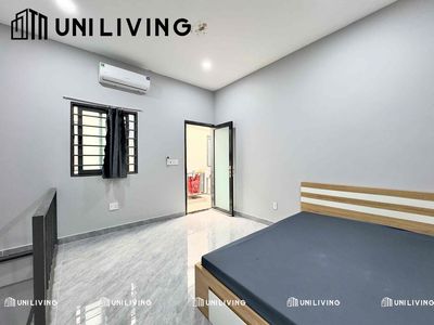 It's like a 1 st floor. 40 meters. It's got its own furniture, its own balcony.