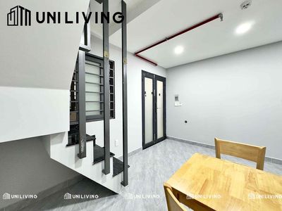 It's like a 1 st floor. 40 meters. It's got its own furniture, its own balcony.