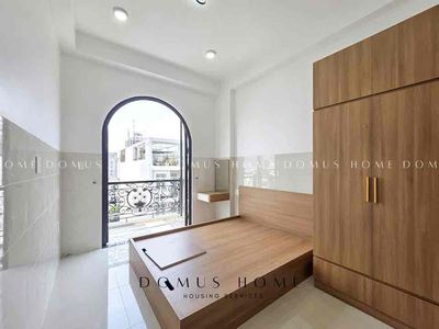 Open the balcony studio near the lotte 7th District