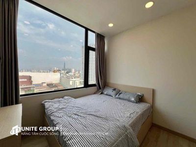 It's the owner of the apartment right now. Nơ Trang Long full of furniture 100 meters wide.
