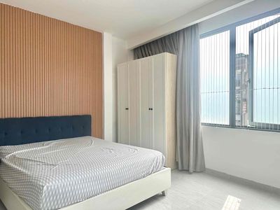 The big window studio welcomes a cool light <i>One bedroom_full interior