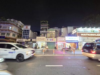 4 mx16 mt Nguyễn Thị Minh Khai, at a proud and re-investent stop for rent