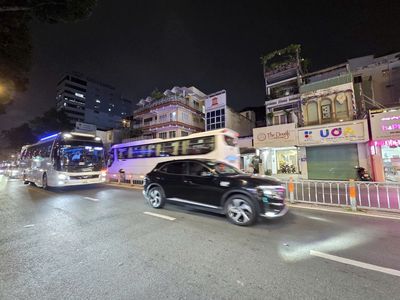 4 mx16 mt Nguyễn Thị Minh Khai, at a proud and re-investent stop for rent