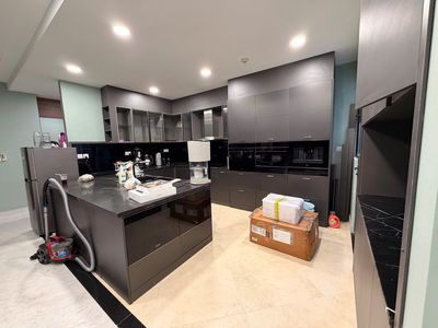 Rent the apartment of Ereti lifter Point - 143 meters2, 3 bedroom 3 toilets, good price