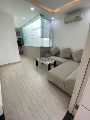 One bedroom - super-size balcony only 7 million and 5 right in the heart of Bình Thạnh