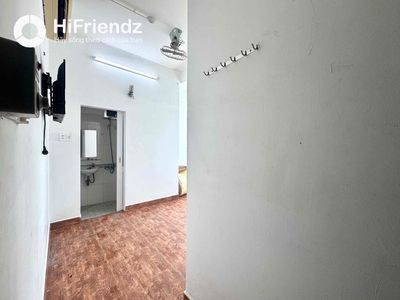 Cheap student room in the heart of District 1.