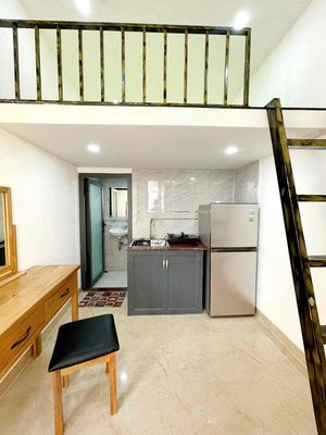 It's the owner who rents the walk room hutech, full interior elevator building
