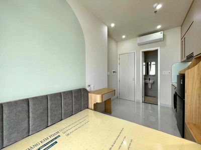 The service apartment is located right on the Huỳnh Văn Nghệ axis.