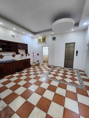 3x-prices. - Cash House 60 Hòa Bình, District 11 - area 5 x20 meters, 4 stories.