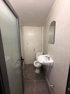 women's private rented room.