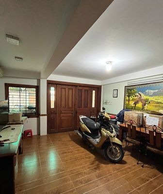 Rent the villa 180 m2 1 . 1 .2 L 3 bedroom Hoàng Diệu 2 Thủ Đức 30 million