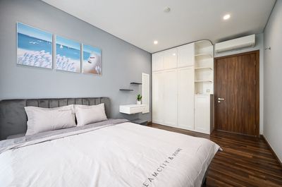 The system for renting short centrosa dollars & one bedroom - two bedrooms - three bedrooms