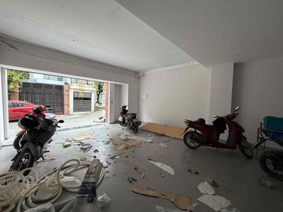 For renting mb Nguyễn Văn Nguyễn 65 m2 at 2 xr