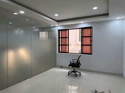 Rent the Cityland Mall with an elevator.