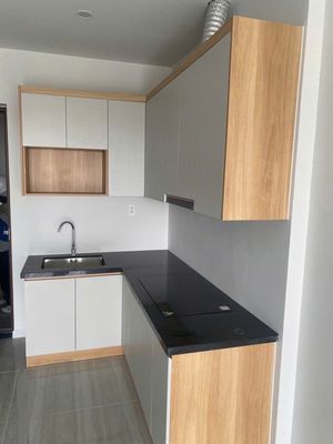 Rent two bedrooms. Two toilets. Six million near Vietnam.