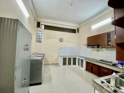 The women's dorm room. She understands Bình Thạnh full interiors. 1.5 million a. m.
