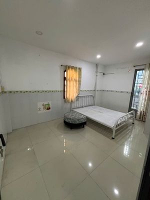 Rent the nc Phan Huy Ích 4 x10, 2 front car alley, 2 bedrooms, 2 toilets