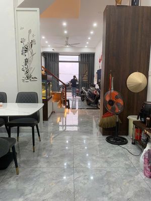 Need to rent an alley house 16/3 A Lữ Gia 755-11.
