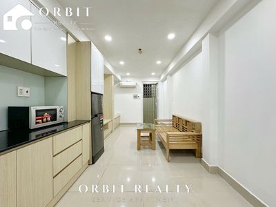 apartment 1 .1 . 1 . 1 . 2 floor 2 bathroom full interior immediately Võ Thị Sáu .V. Eight, eight, eight, and eight people live in
