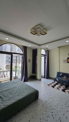 We'll have a nice, clean room, clean up our own washing machine at Phú Nhuận.