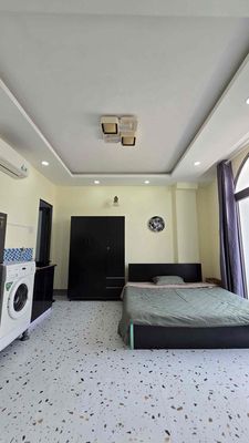 We'll have a nice, clean room, clean up our own washing machine at Phú Nhuận.