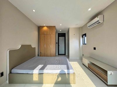 kitchen apartment 1 bedroom - full interior - large light window