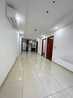 Rent two basic interior rooms the lowest market.