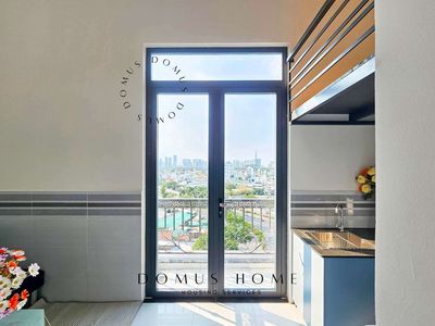 The new Hoàng Hoa Thám hotel room is 100 percent built near town