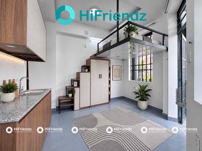 New rooms with guards, balconys, windows, near Lang University.
