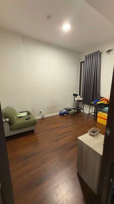 Rent a PiCity High Park-- one bedroom plus a 9th floor-- nice, open apartment.