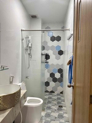 District 11 for the luxury hotel suite car-K has a service fee