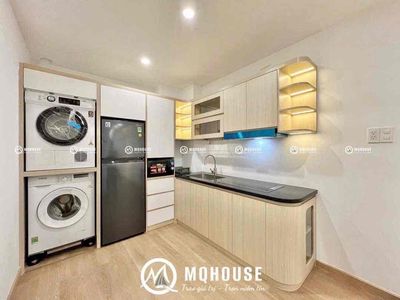 Level 2 High House Sleeping Stairhouse Full interior