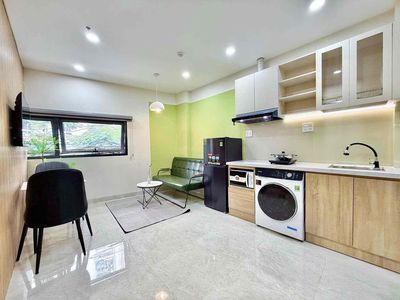 Rent a bedroom plus a living room, full interior.