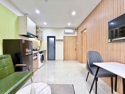 Rent a bedroom plus a living room, full interior.