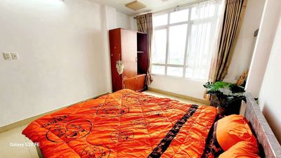 window service apartment - 4.3 million furniture