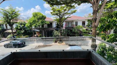 I'm here to rent the Lulilia villa in Mizuki for 25 million.