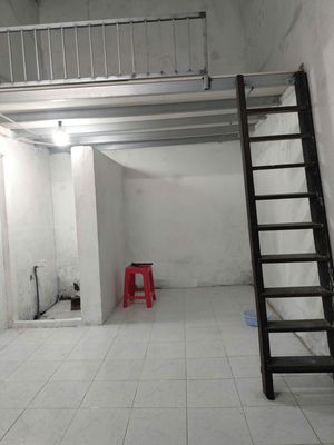 Room 15 meters 2 Mt.